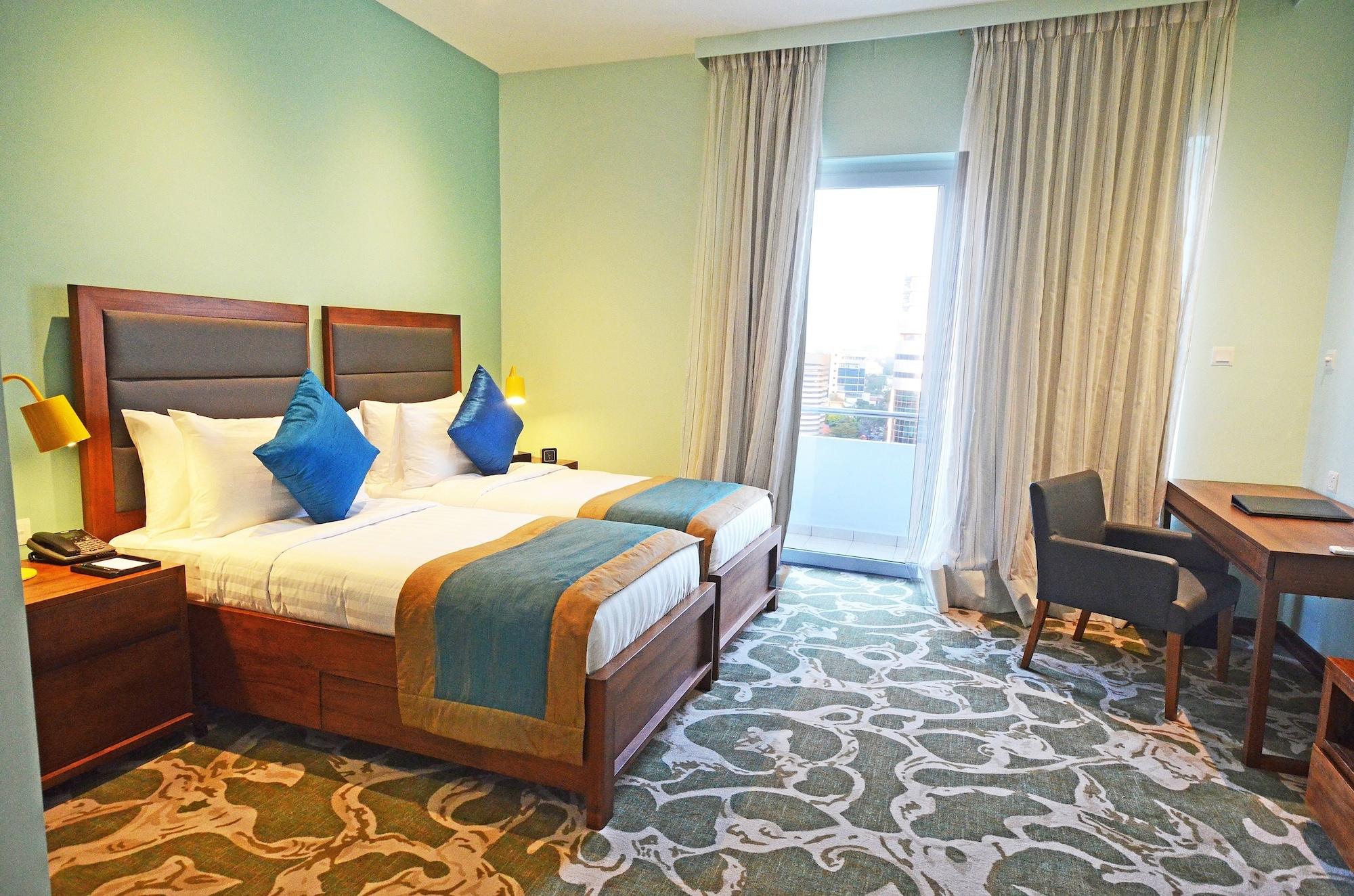 Ocean Edge Suites & Hotel Colombo Esterno foto