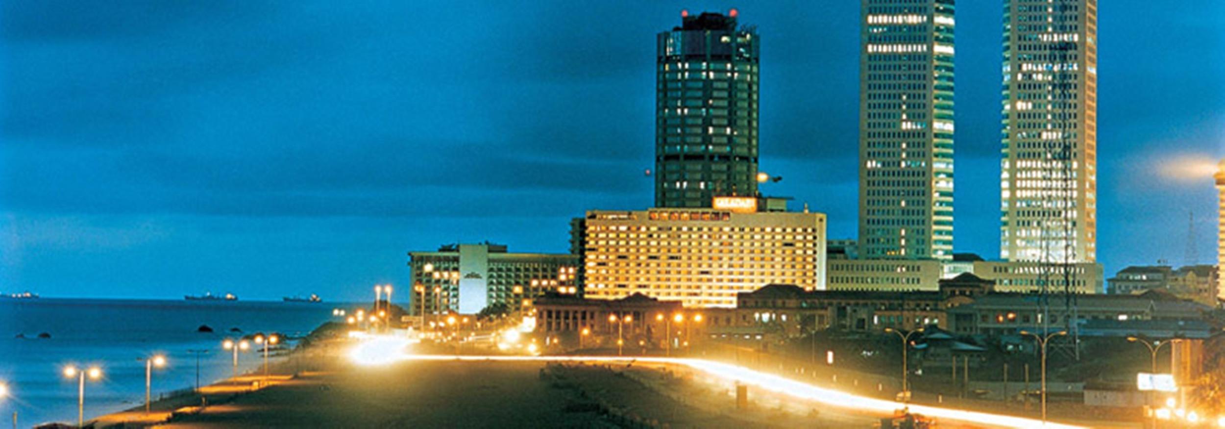 Ocean Edge Suites & Hotel Colombo Esterno foto