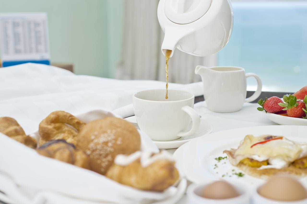 Ocean Edge Suites & Hotel Colombo Esterno foto