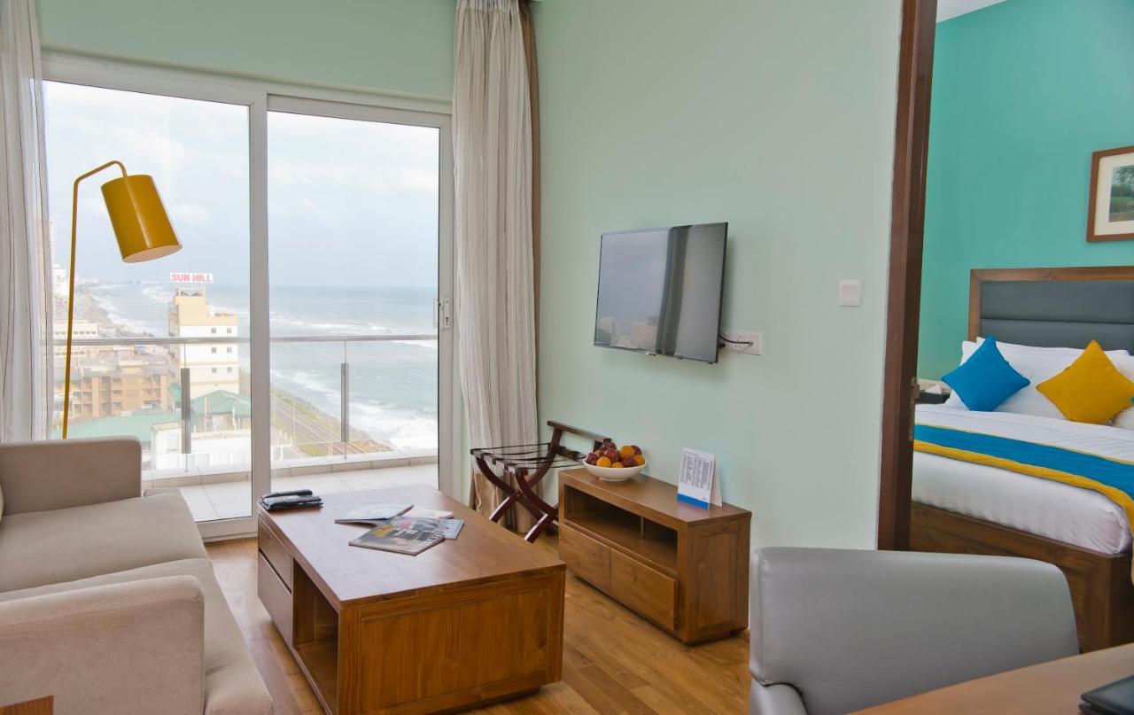 Ocean Edge Suites & Hotel Colombo Esterno foto