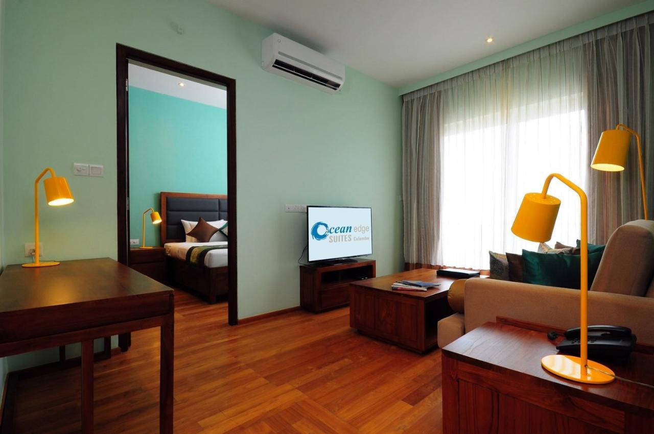Ocean Edge Suites & Hotel Colombo Esterno foto